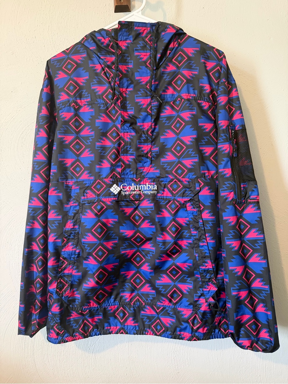 Columbia Women's Black Hooded Patterned Windbreaker with Pink & Blue Accents